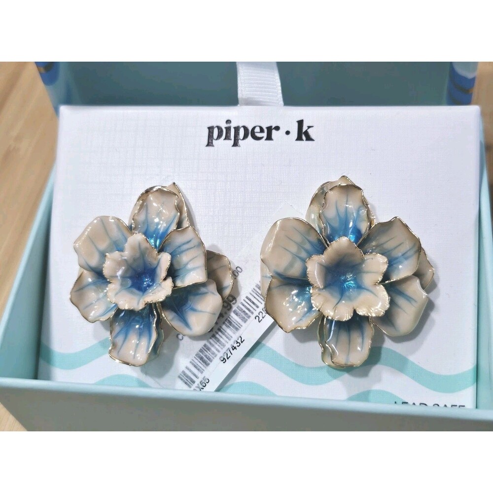 Piper K Flower Hand Painted Earrings Tropical Floral Resin 2.25" NIB Detailed